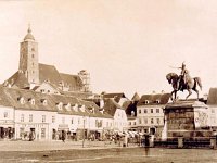 Trg bana Jelačića 1880. godine, prije potresa (MGZ).jpg